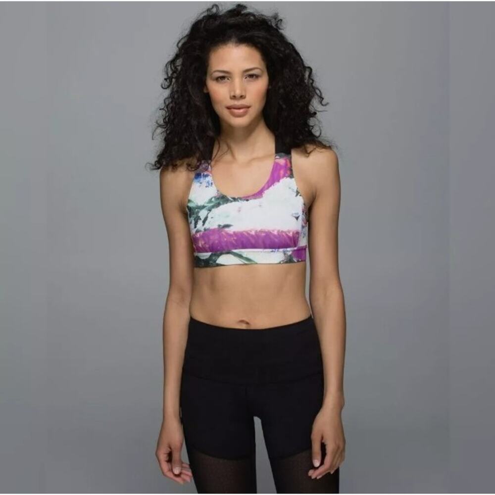 Lululemon All Sports Bra Women's Size 6 Pink Adjustable Yoga Pilates Gym Stretch